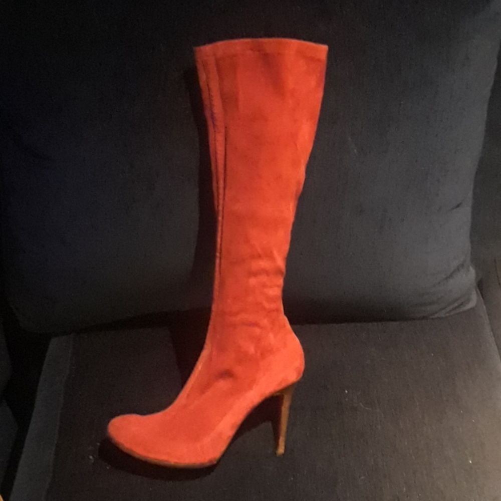 CHRISTIAN LOUBOUTIN SZ 39 SUEDE PULL ON BOOTS